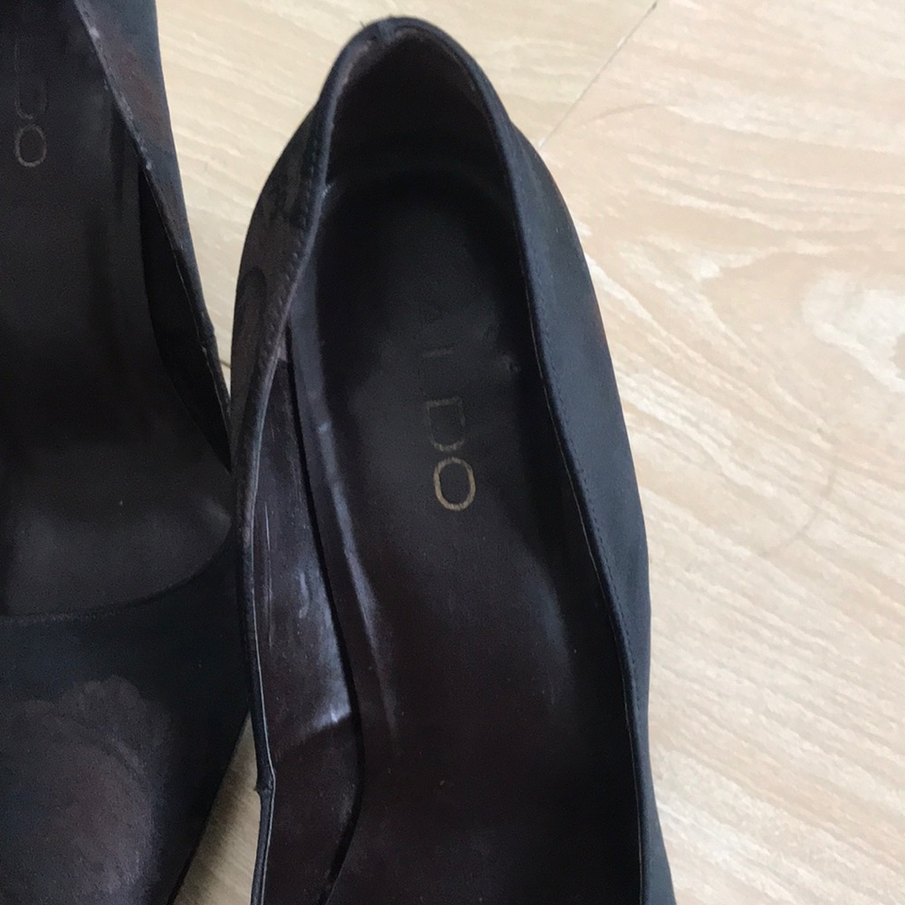 Heels - Picture 5 of 8